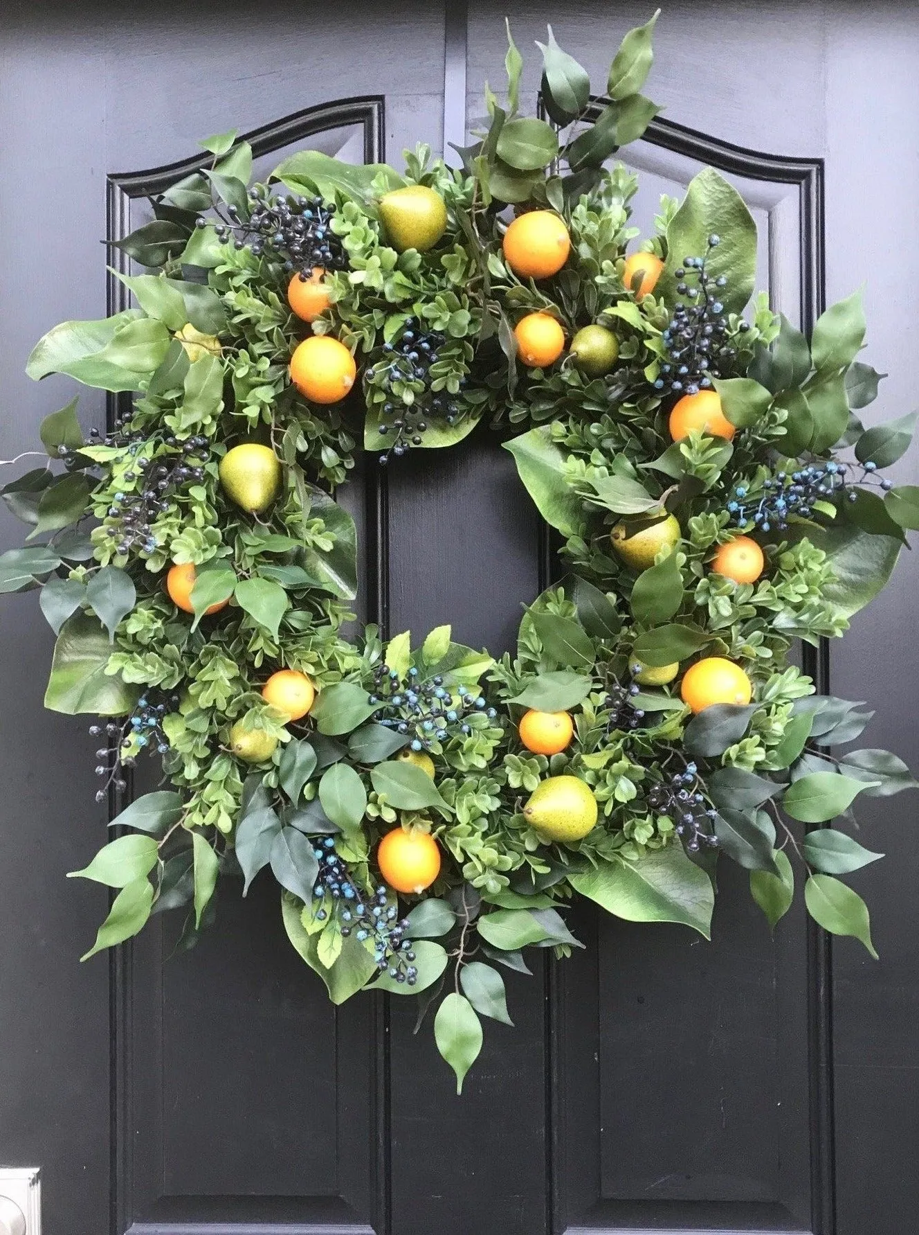 Colonial Williamsburg-Style Fruit Wreath with Pears, Oranges and Blueberries