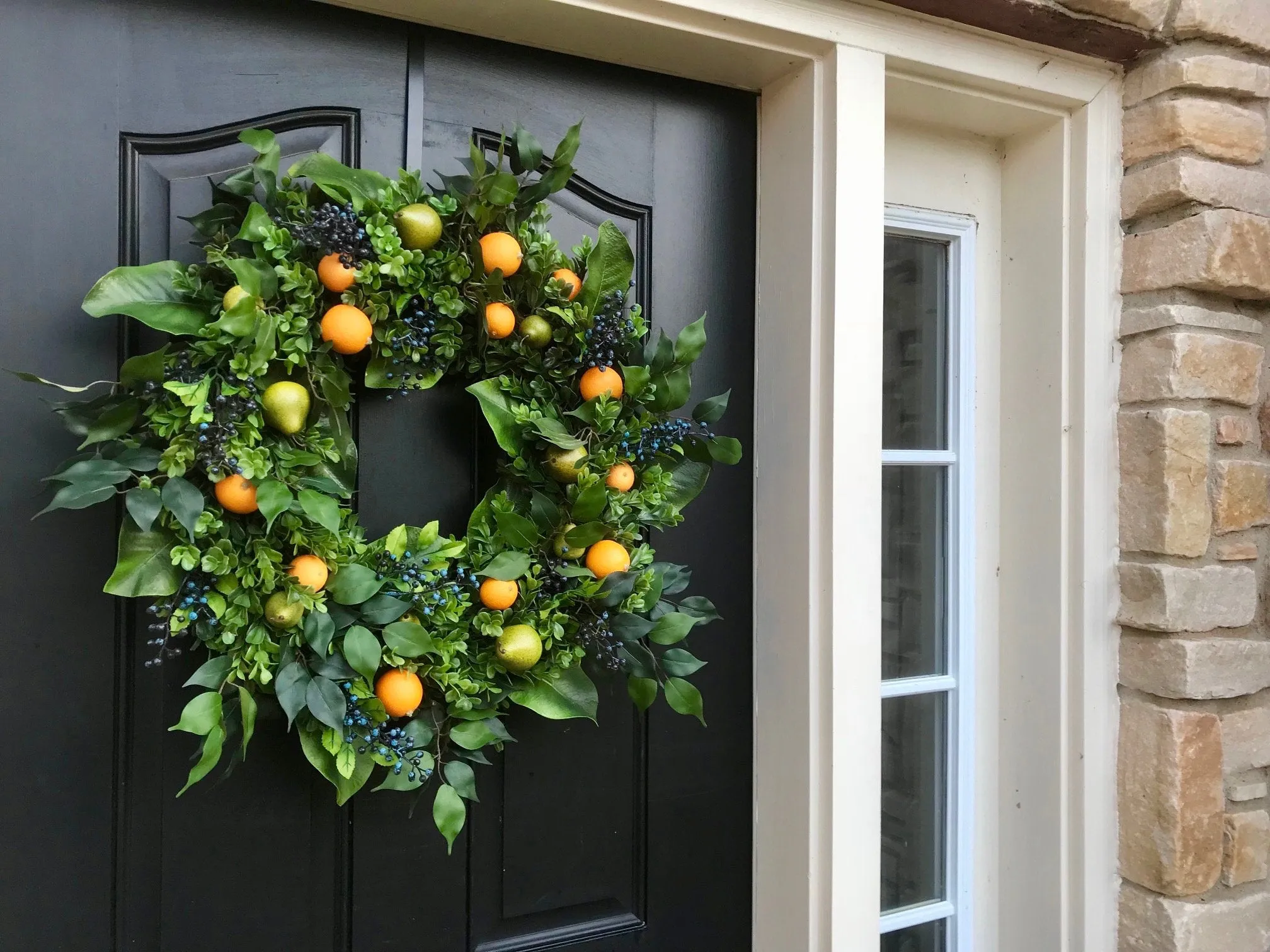 Colonial Williamsburg-Style Fruit Wreath with Pears, Oranges and Blueberries