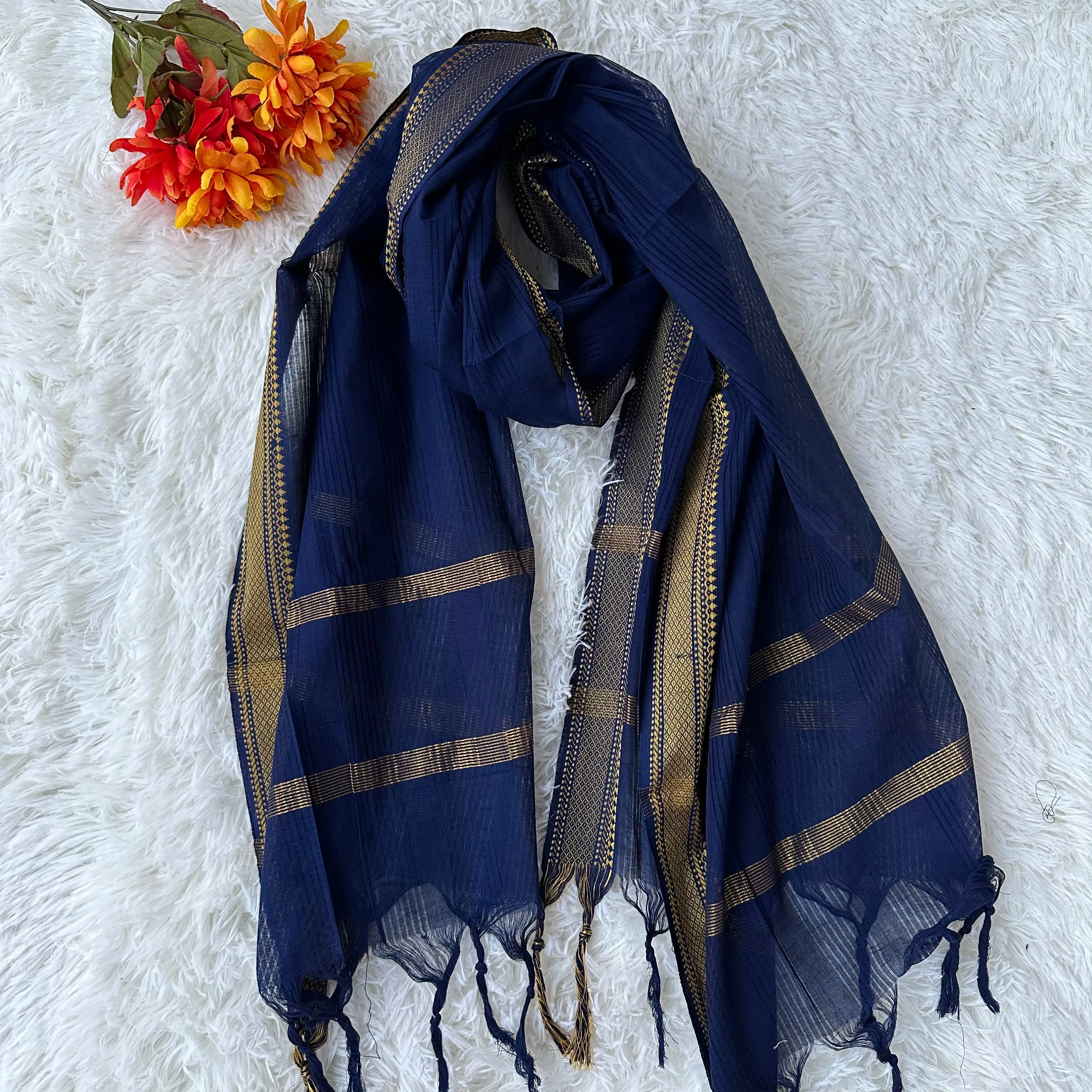 Handloom Sophistication: Grey & Navy Blue Kurta Set with Golden Zari  no