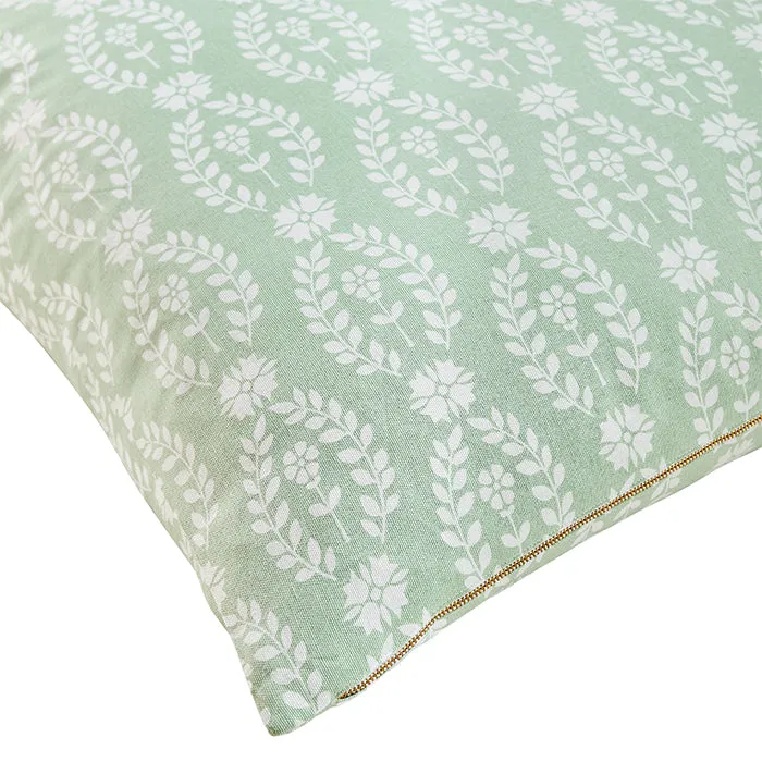 Laurel Pillow