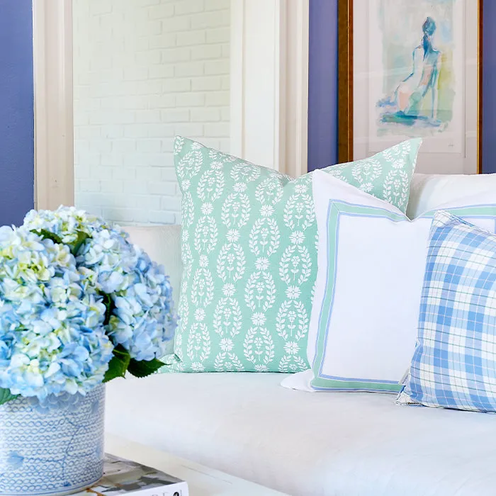 Laurel Pillow
