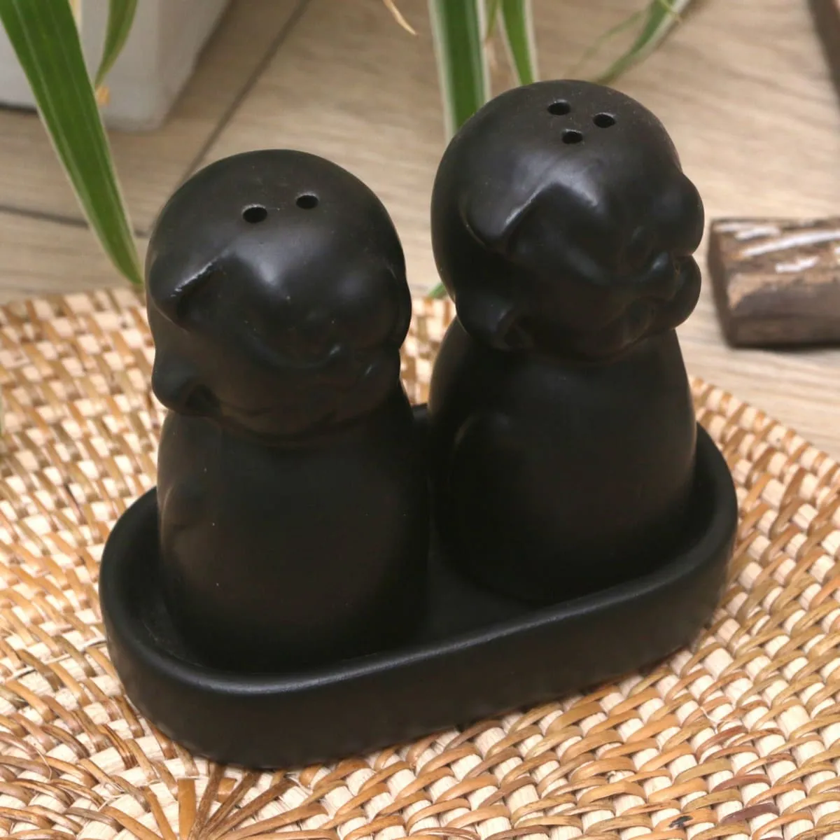 Novica Dark Felines Ceramic Salt And Pepper Set