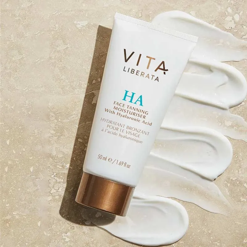 Vita Liberata Face Tanning Moisturiser with Hyaluronic Acid